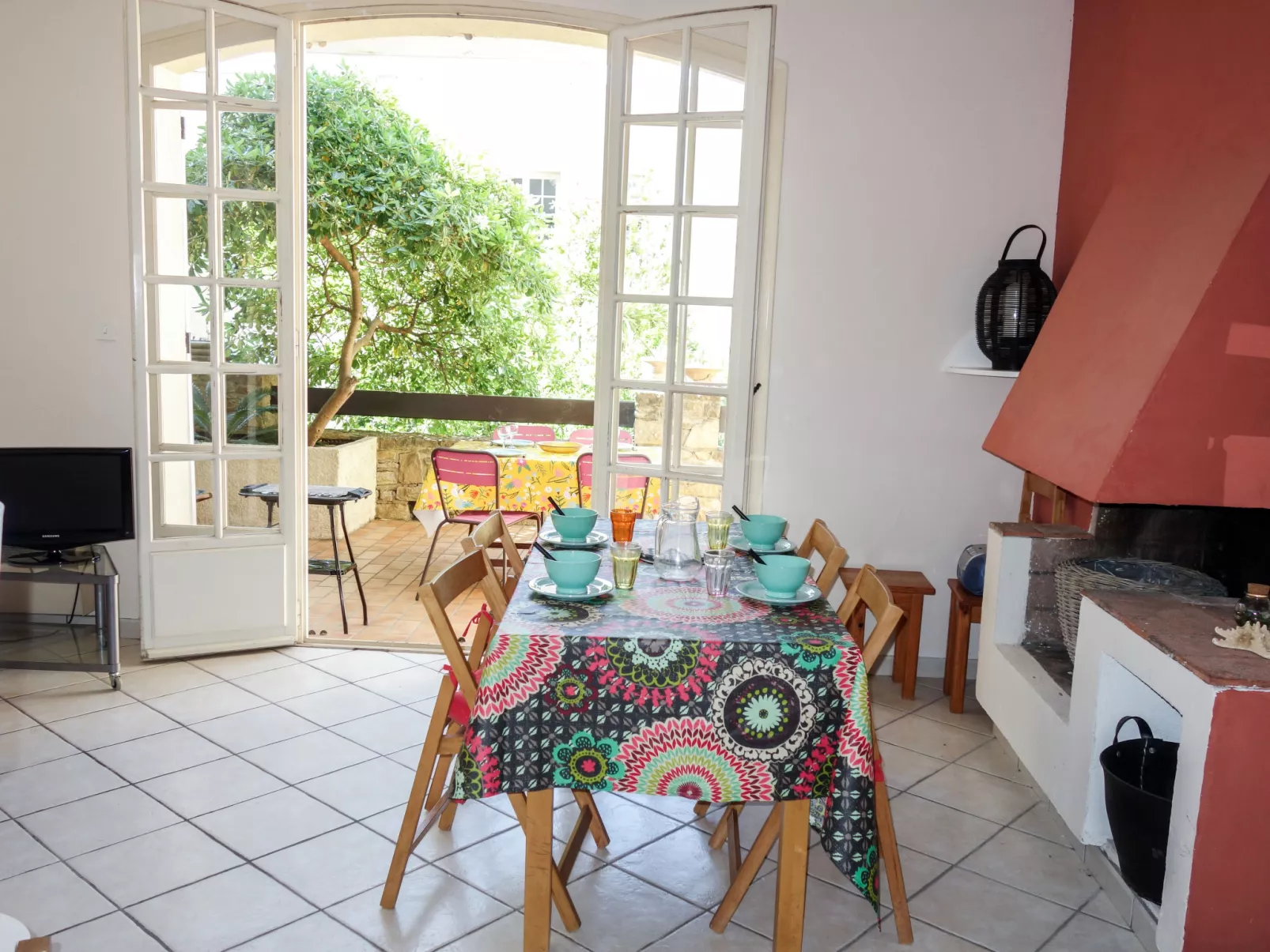 Hameau la Madrague-Inside