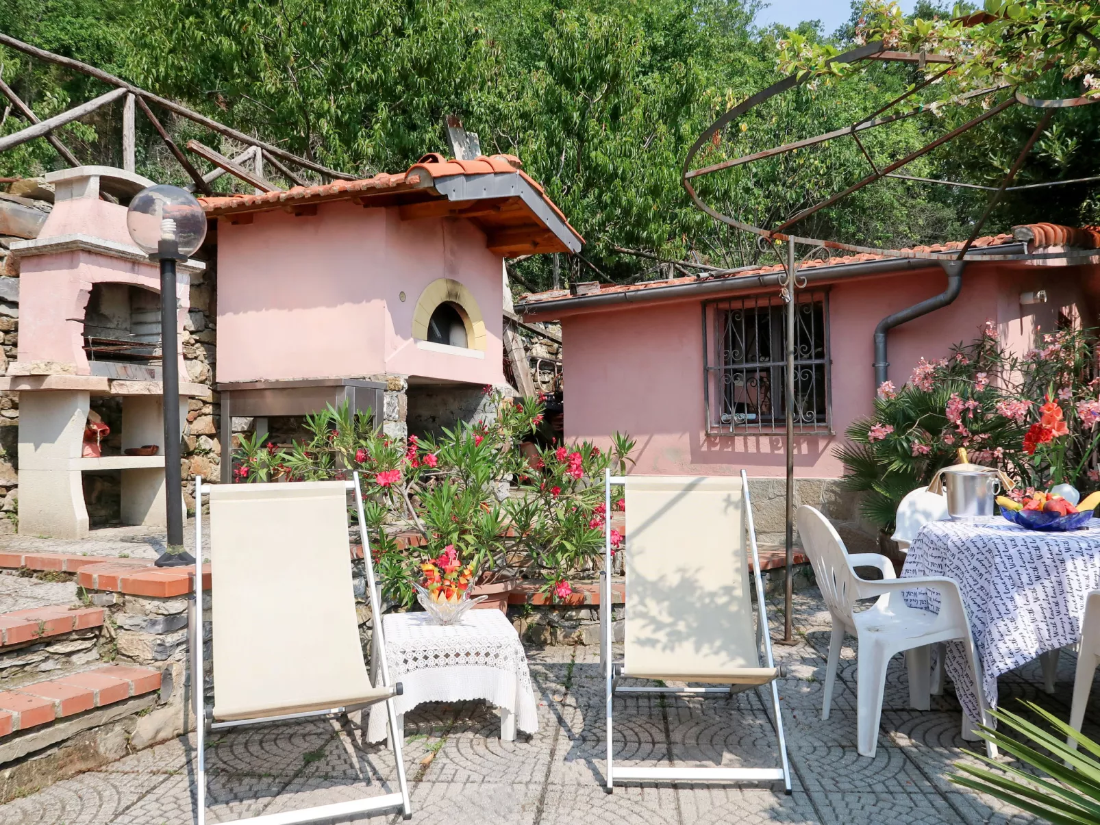Casa Marco-Outside
