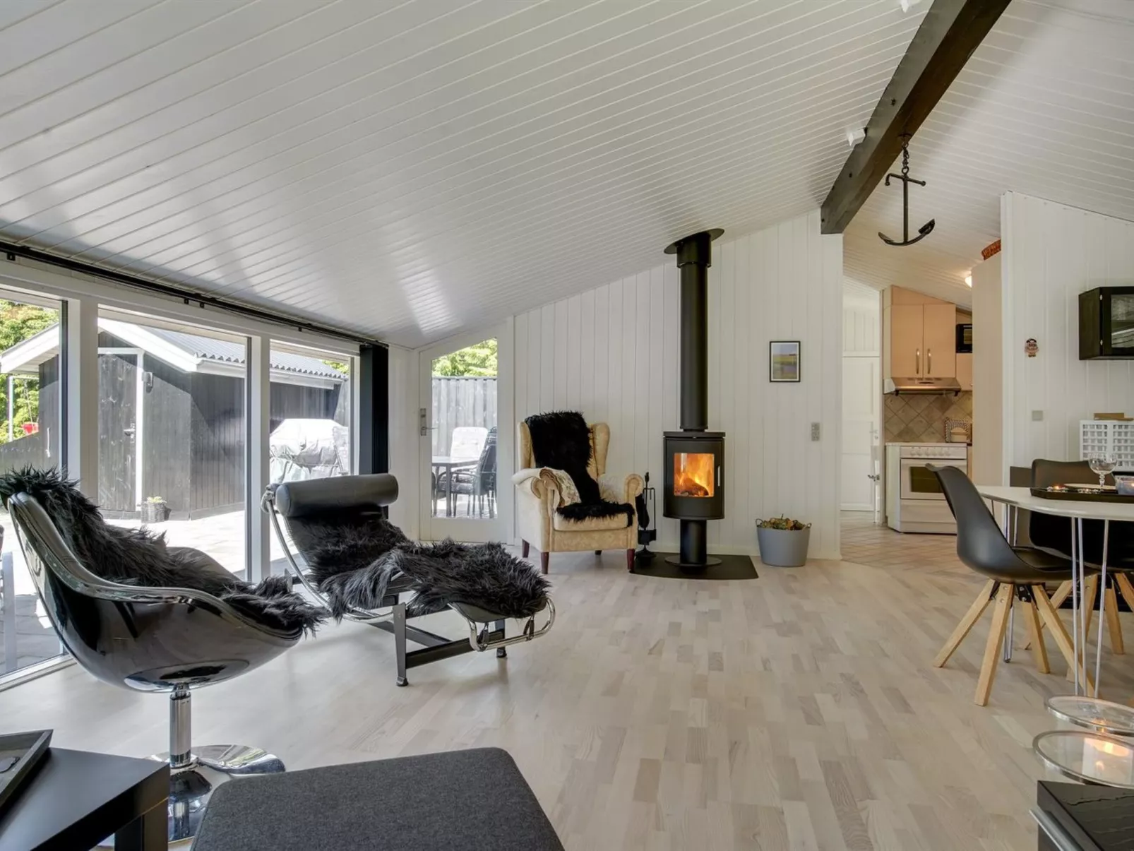 "Ally" - 250m from the sea-Drinnen