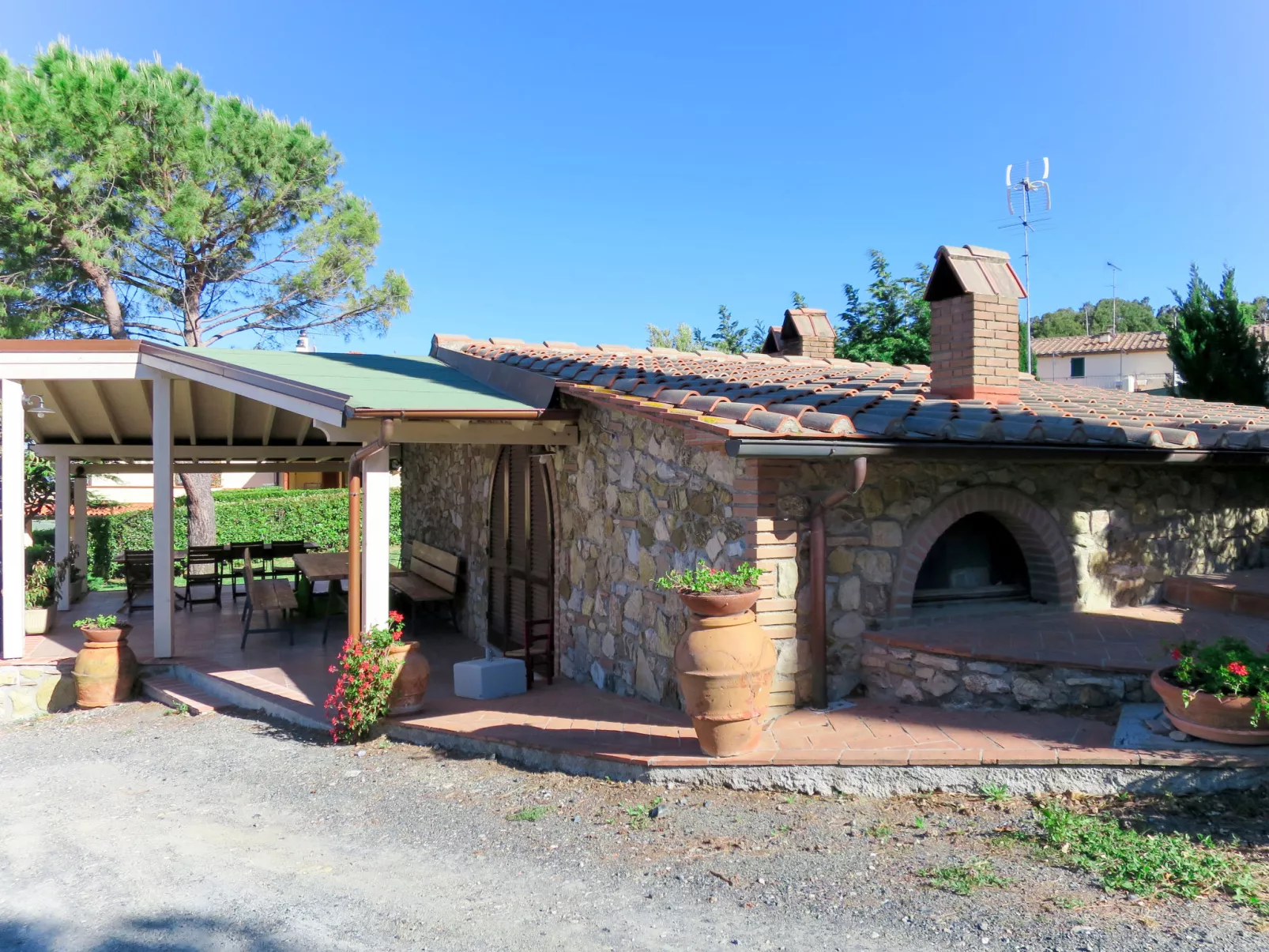 Tortora-Inside