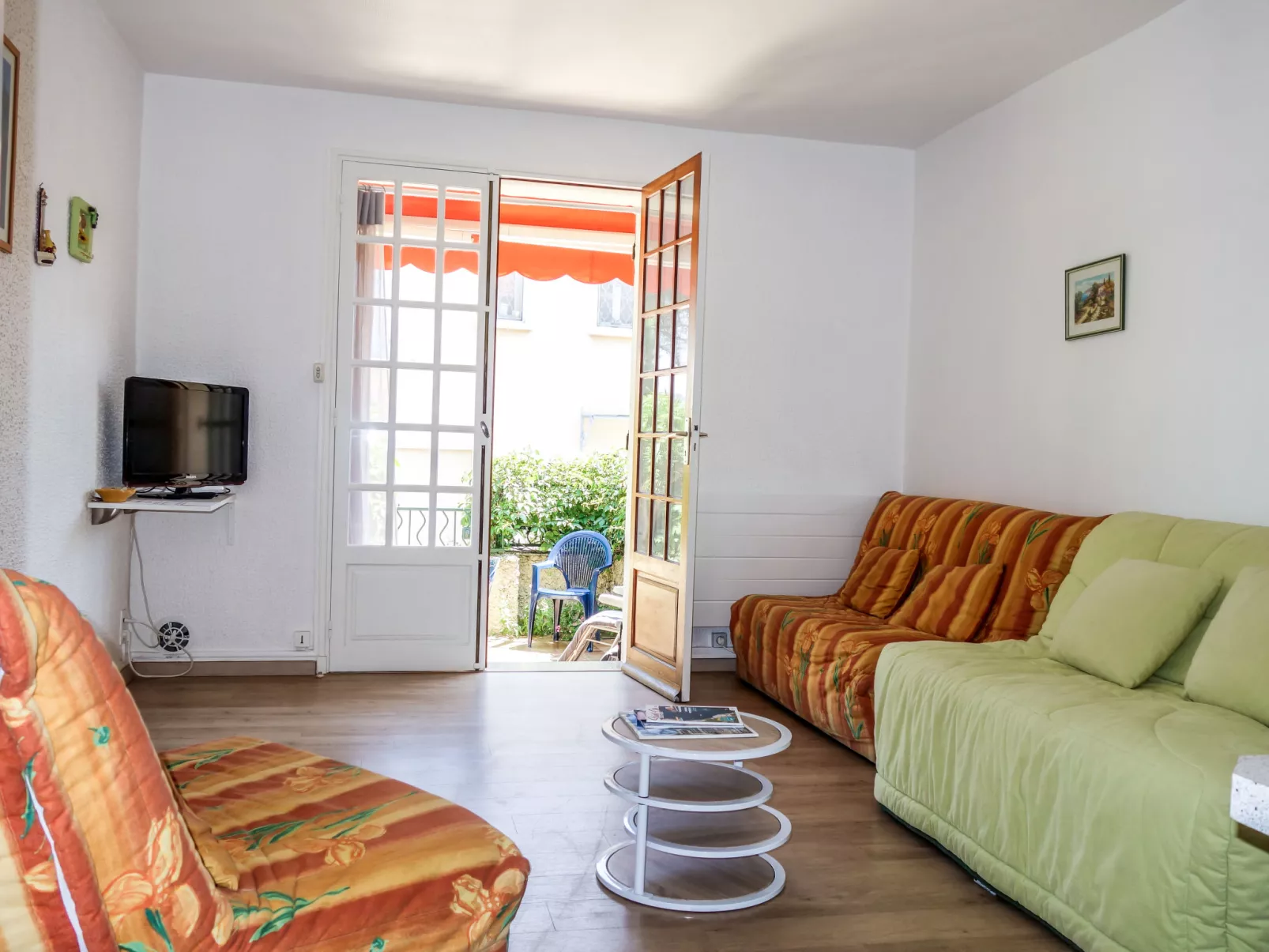 Le Lido-Inside