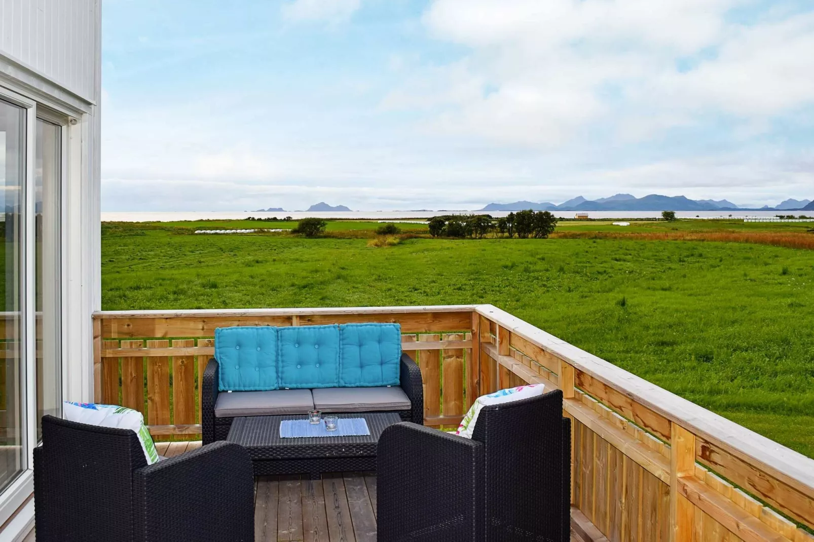 10 person holiday home in Laukvik-Water view