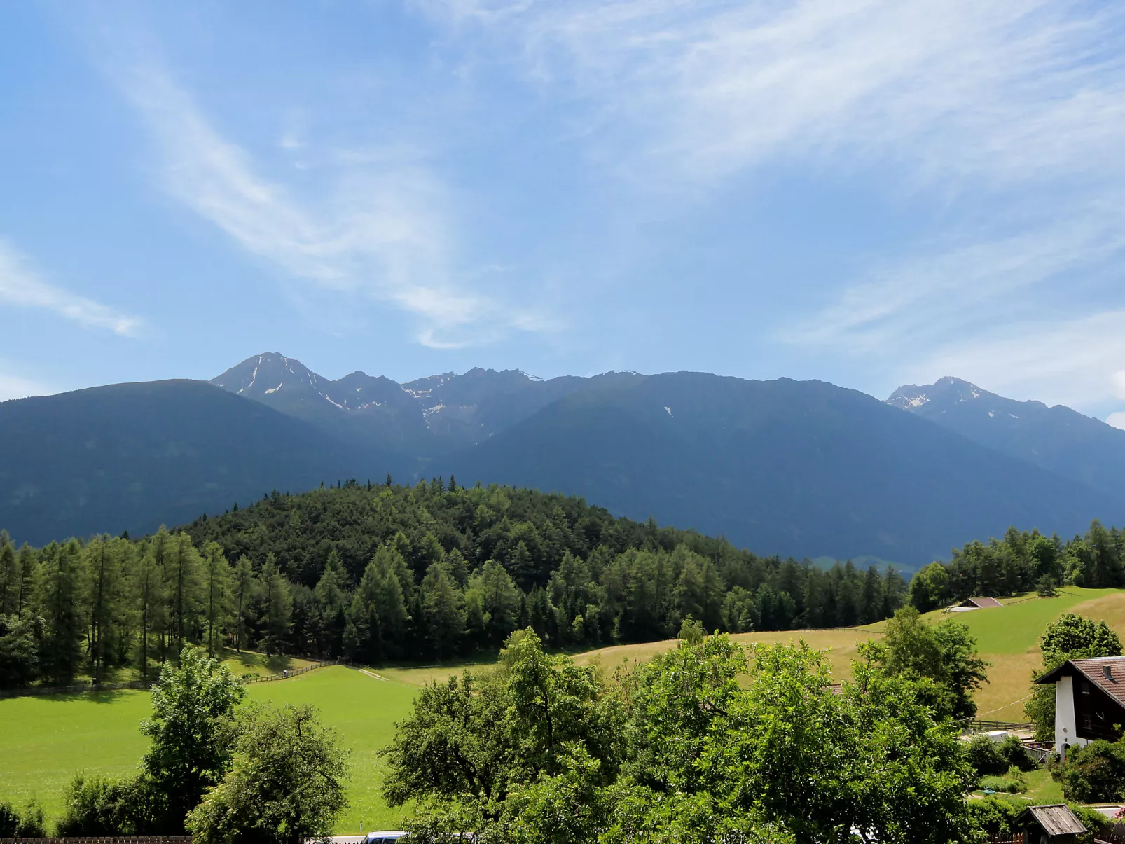 Berghaus Waldner-Outside
