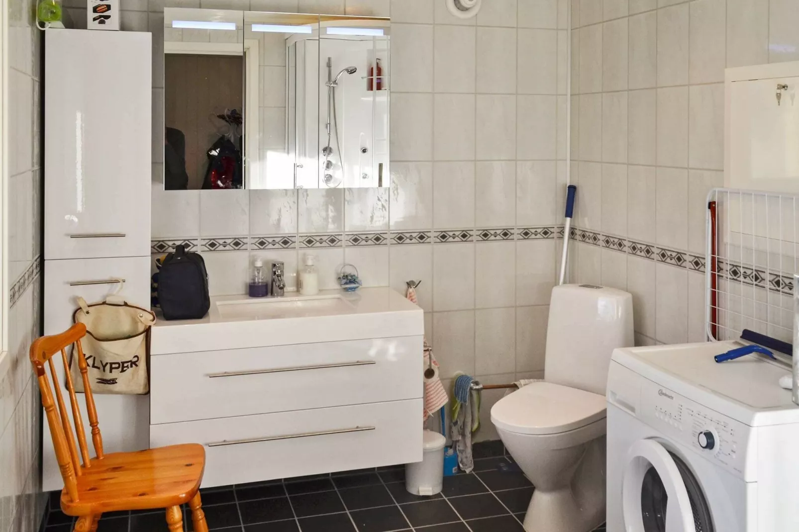 10 person holiday home in Laukvik-Indoor
