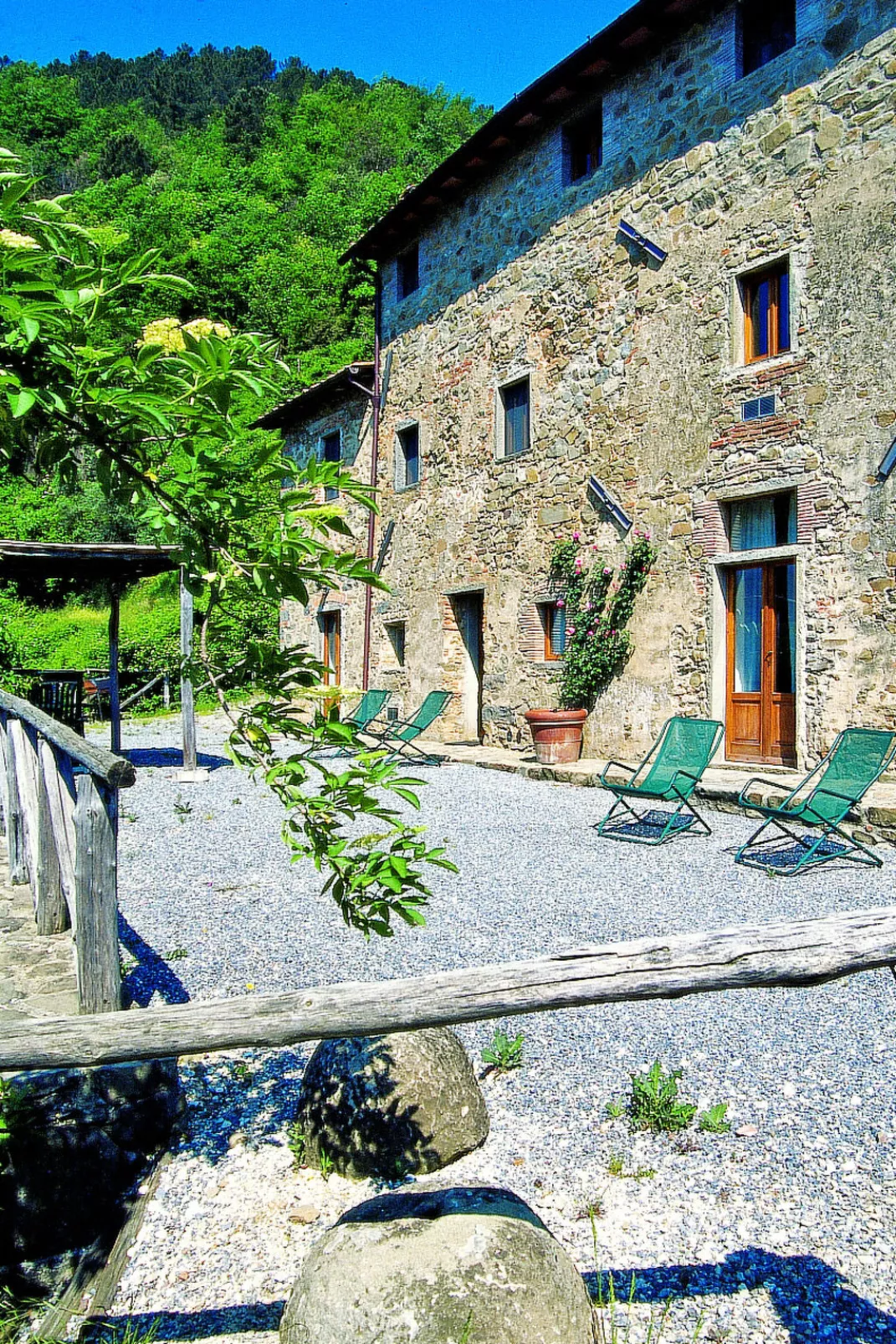 Podere Sondino / Apt. Le Stalle-Outside