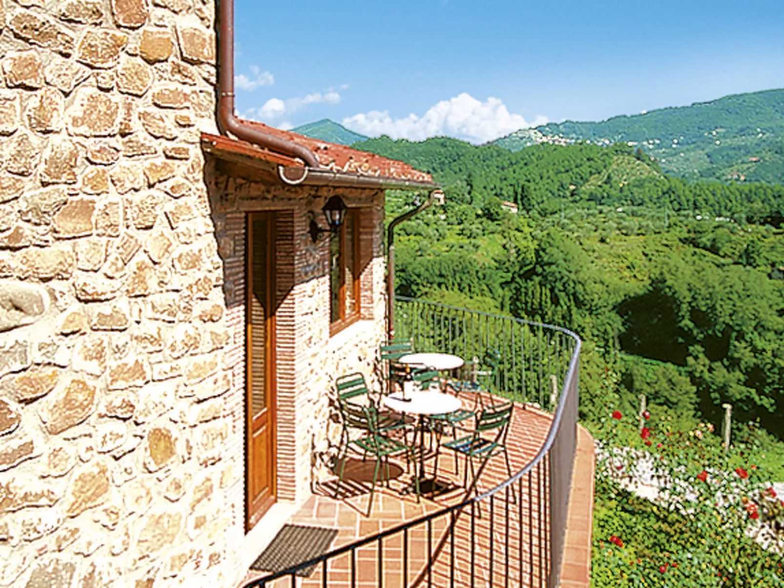 Podere Sondino / Apt. Le Stalle-Outside