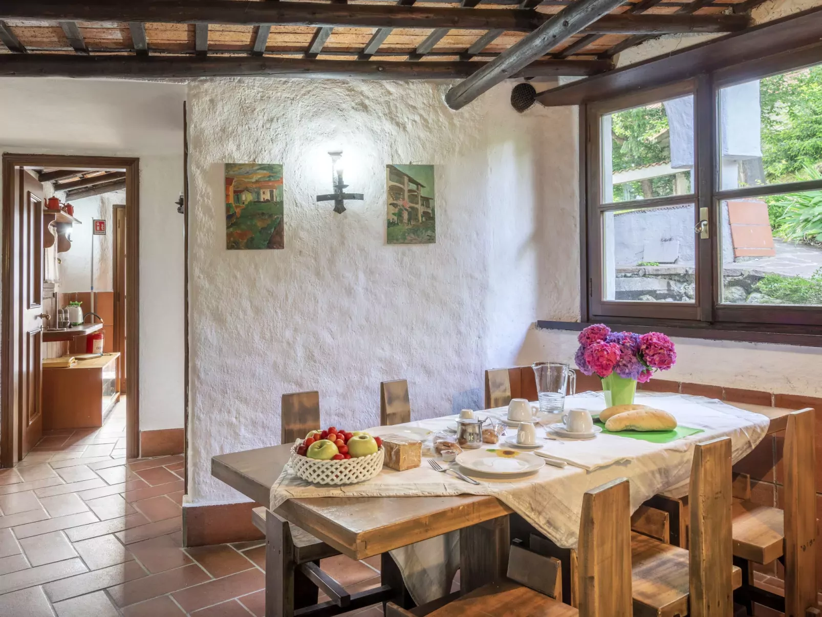 Casa del Pittore-Inside