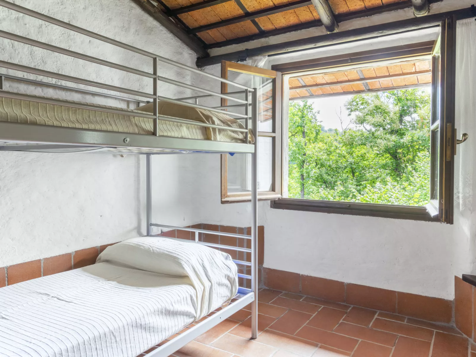 Casa del Pittore-Inside