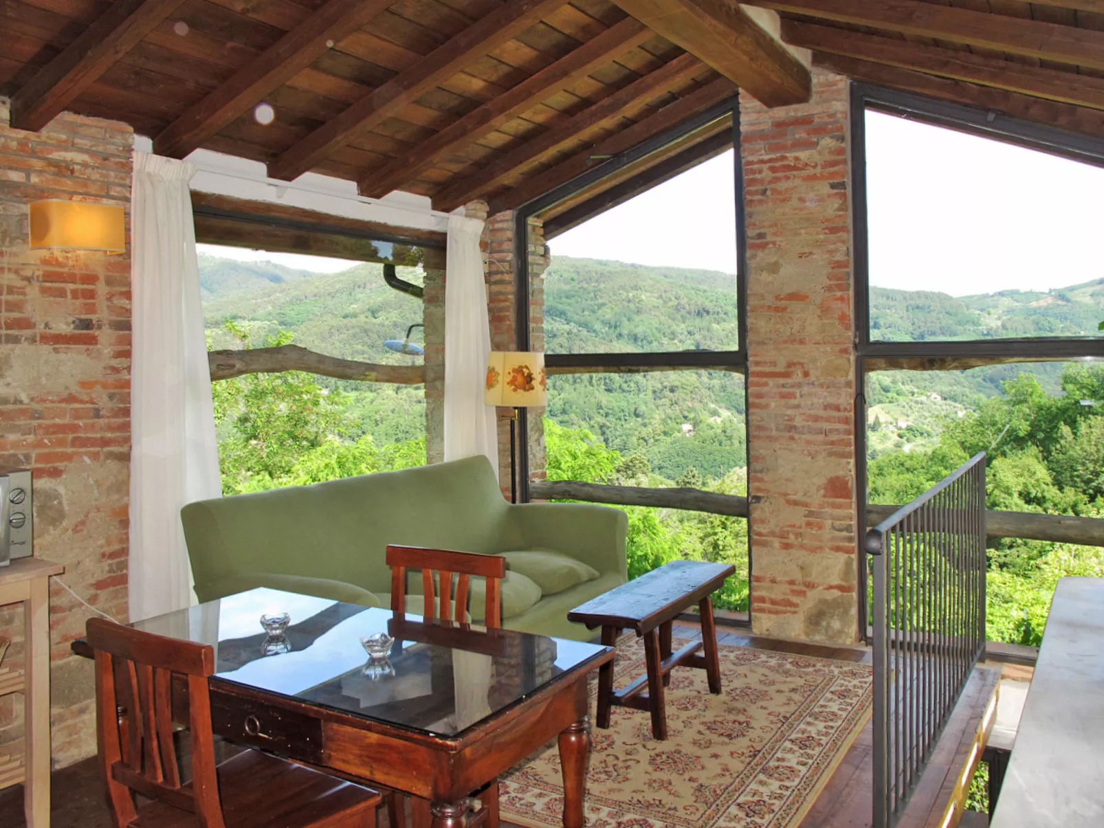 Podere Piastriccio/Casa di Vetro-Inside