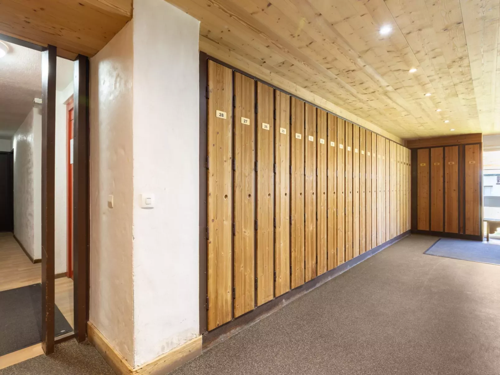 Le Bollin (Val Claret)-Inside