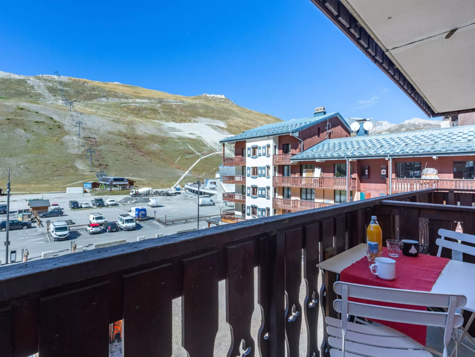 Rond Point des Pistes (Val Claret)-Outside
