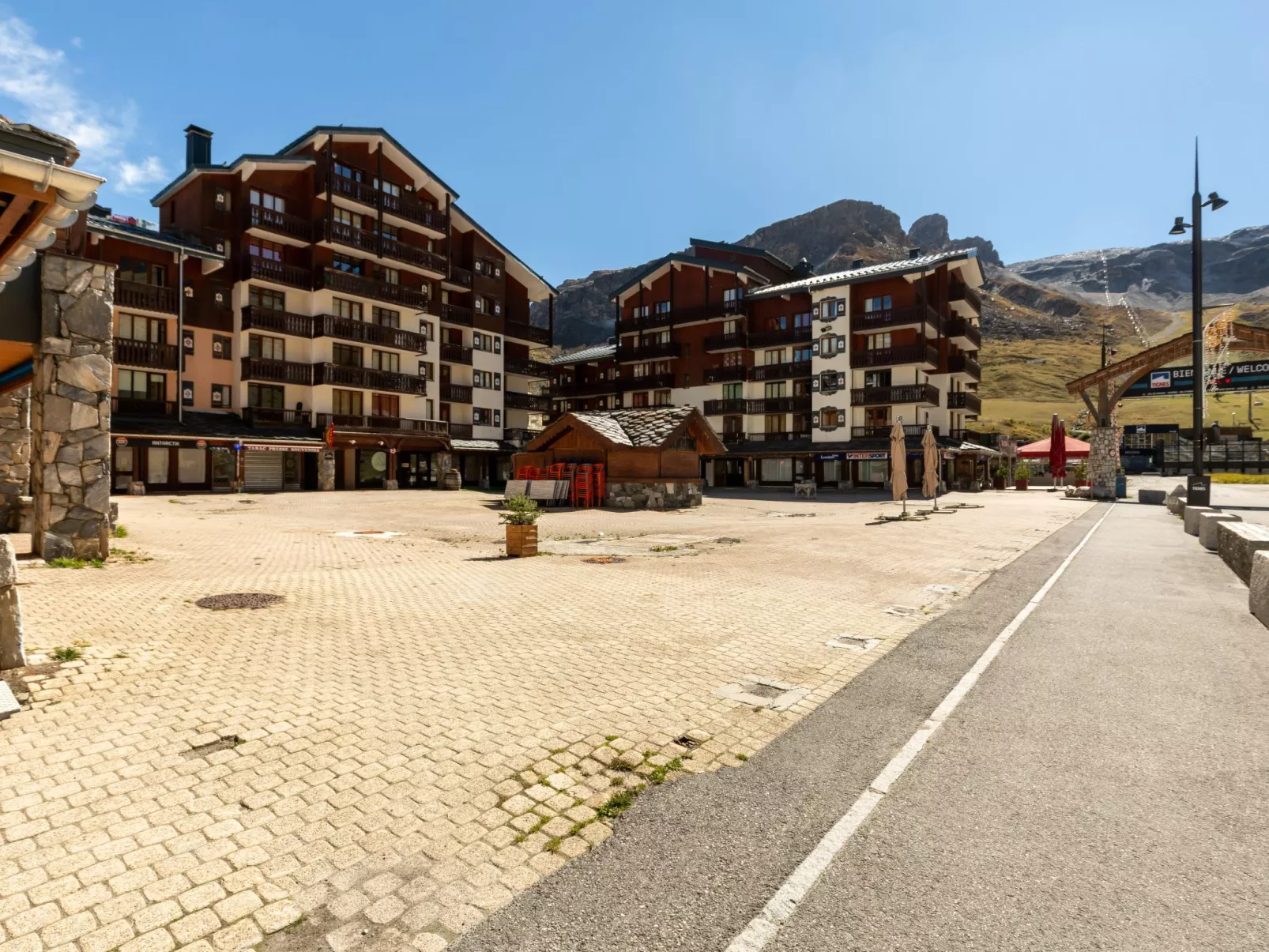 Rond Point des Pistes (Val Claret)-Draußen