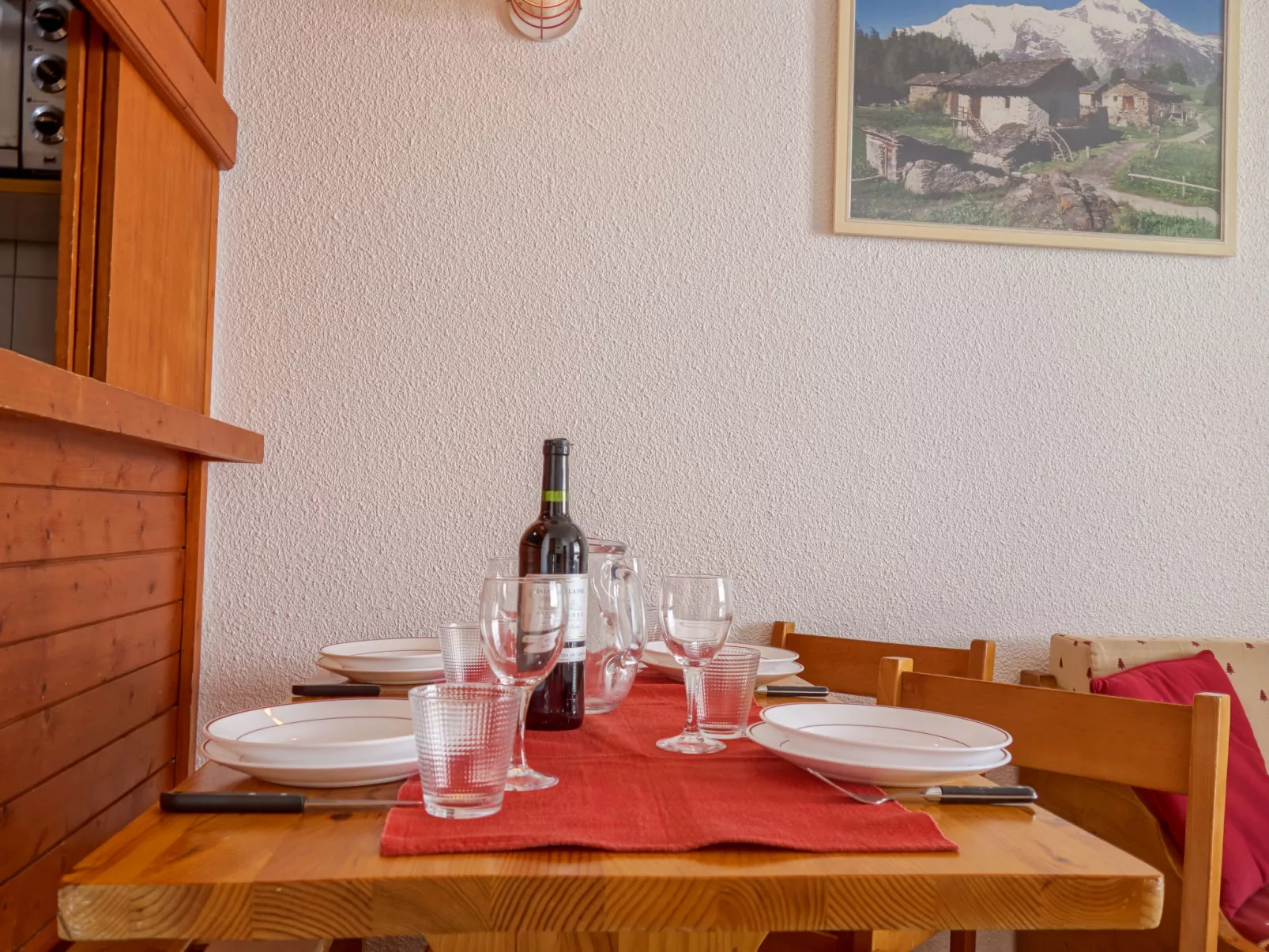 Rond Point des Pistes (Val Claret)-Drinnen