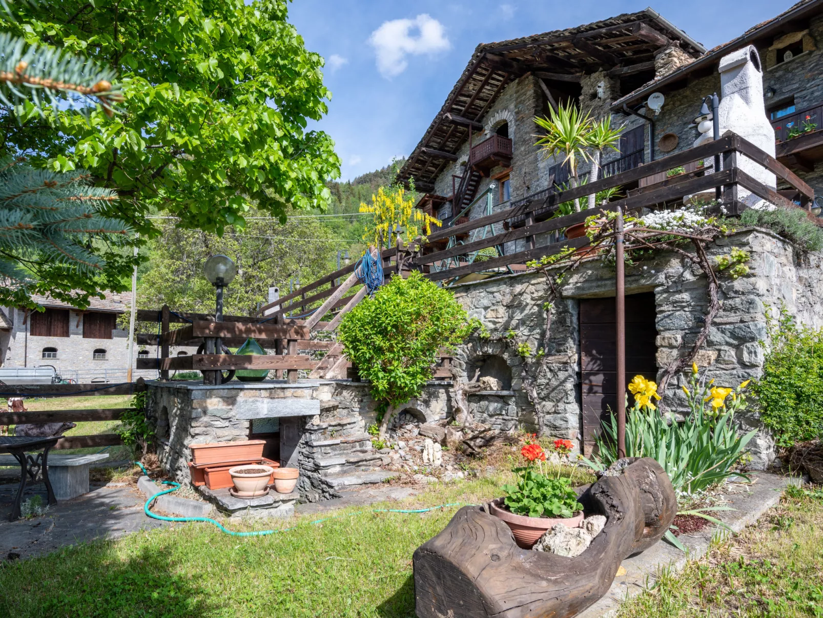 Maison Meynet-Outside