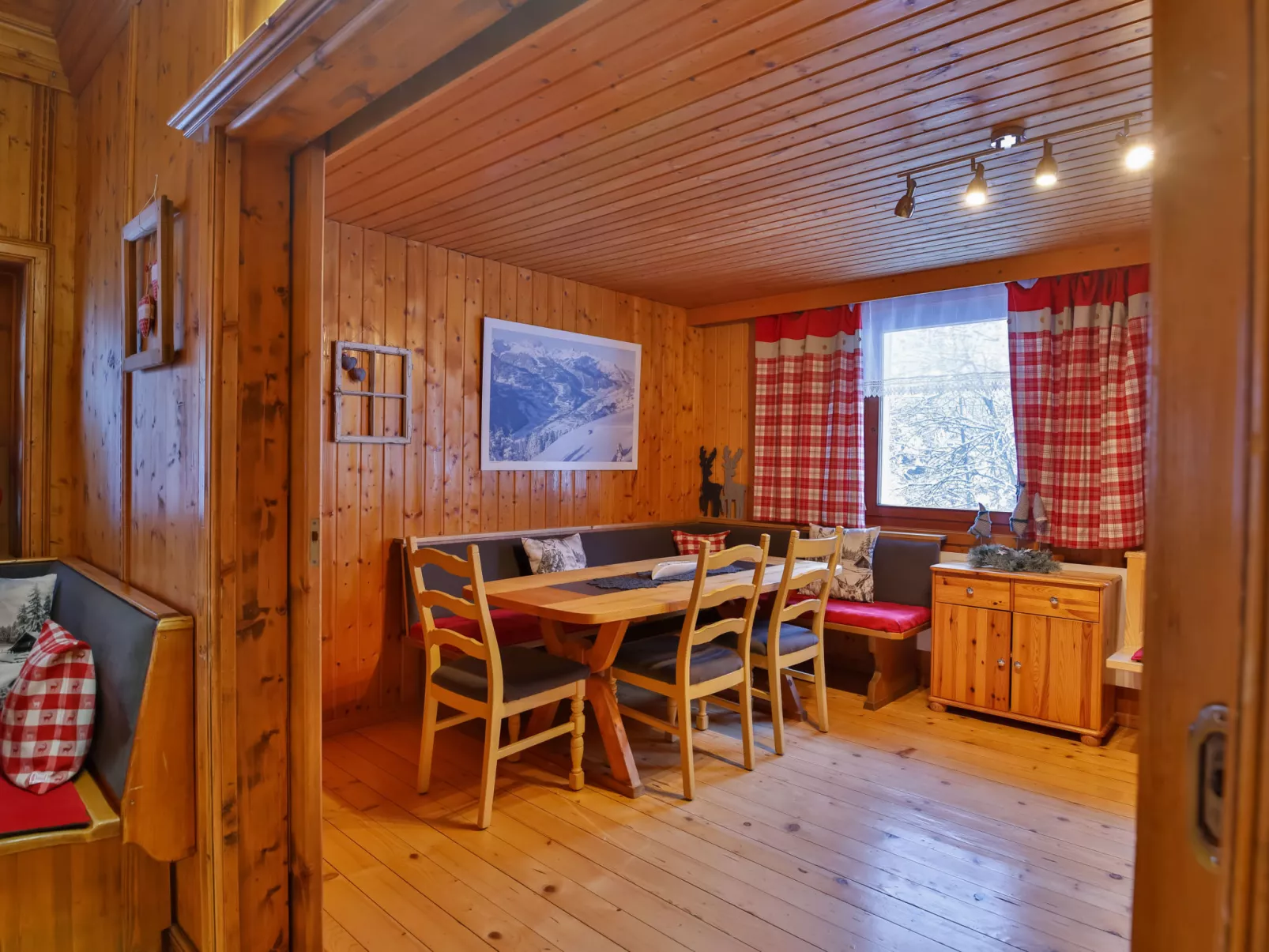 Alpenchalet Silbertal-Inside