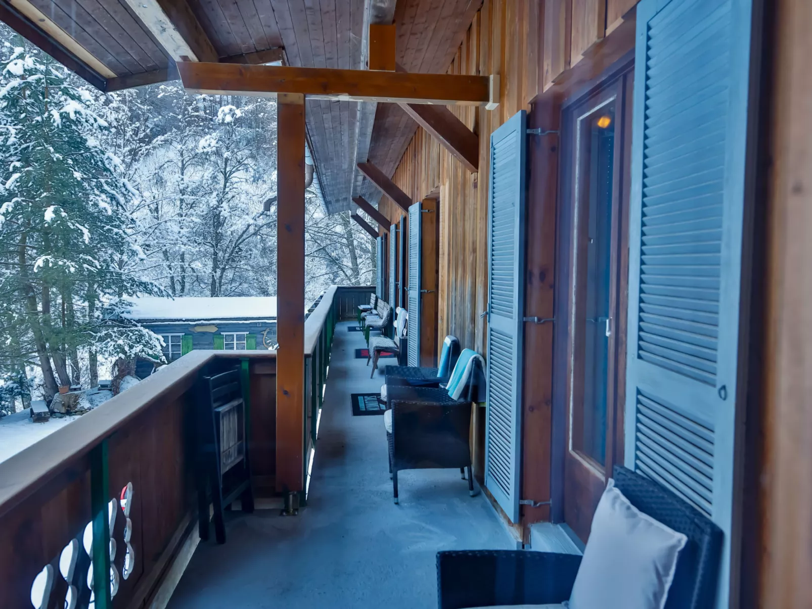 Alpenchalet Silbertal-Outside