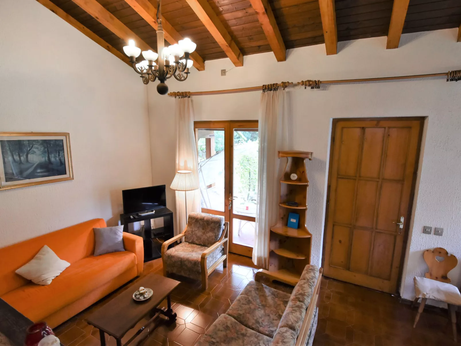 Villa Pineta-Inside