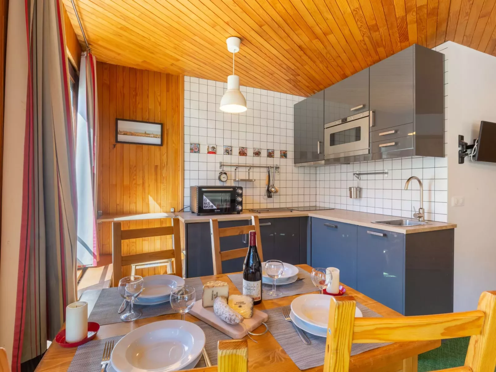 Les Tufs (Val Claret)-Inside