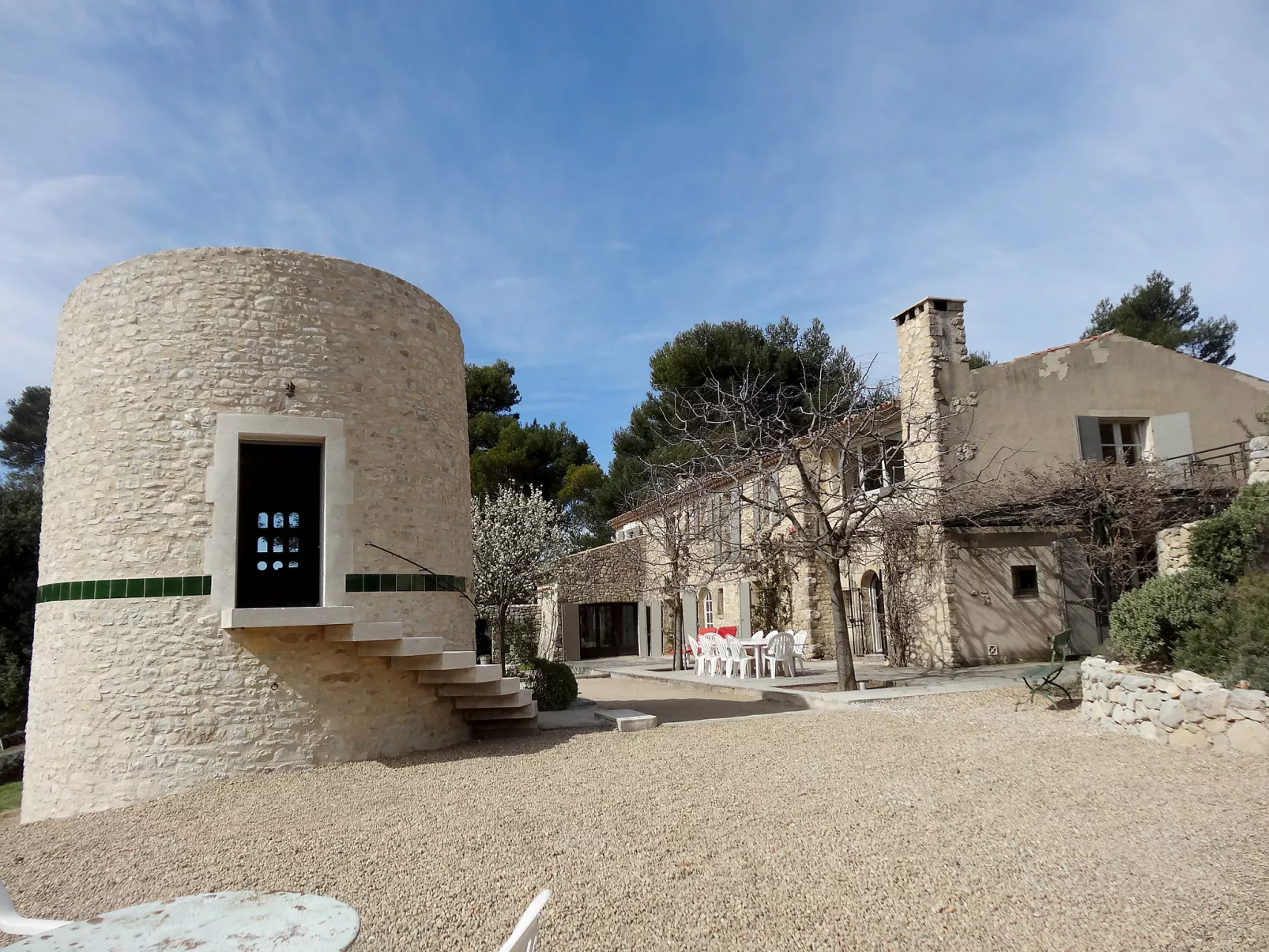 Domaine de Piegros-Outside