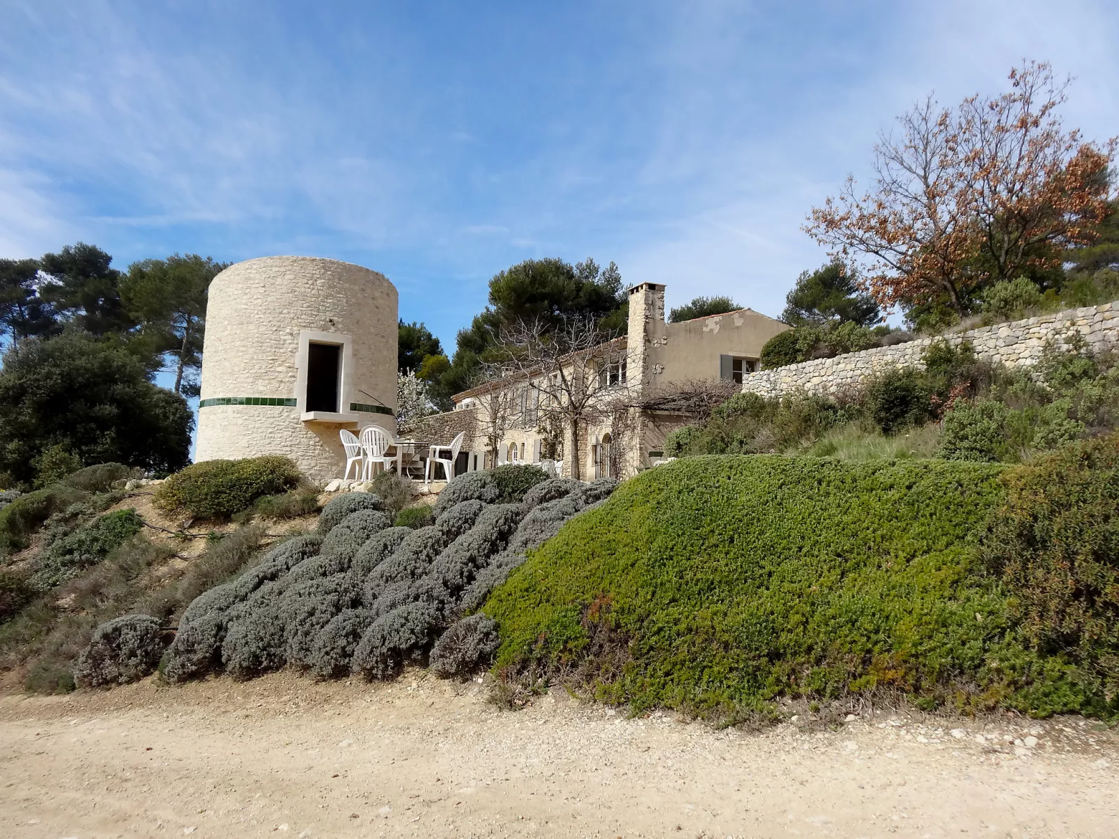 Domaine de Piegros-Outside