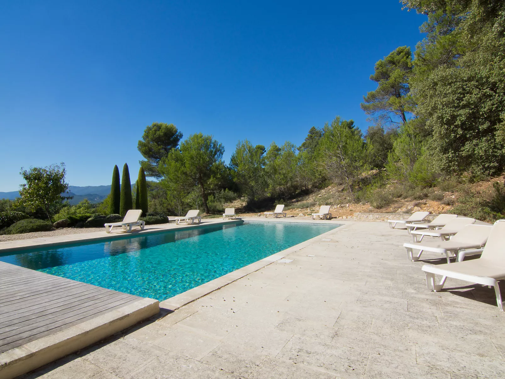 Domaine de Piegros-Outside
