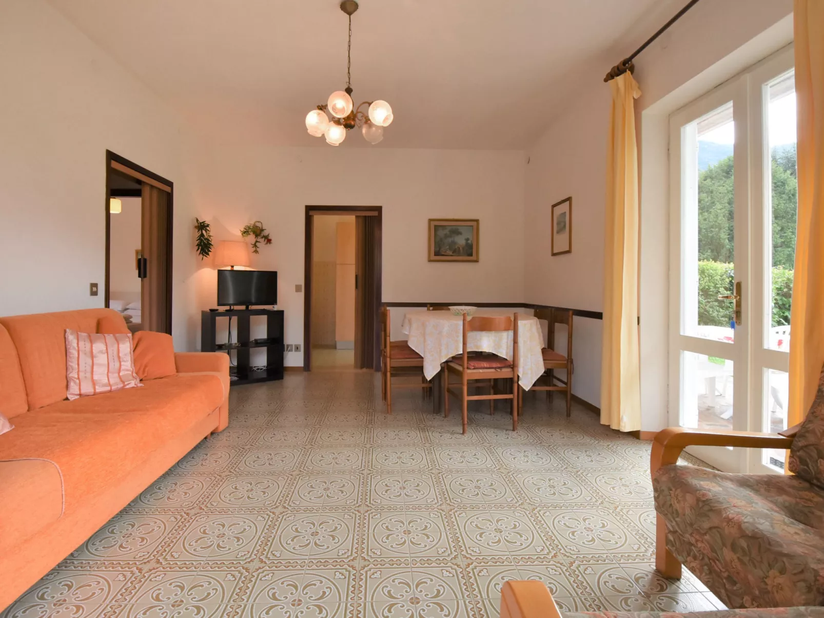 Villa Laura-Drinnen