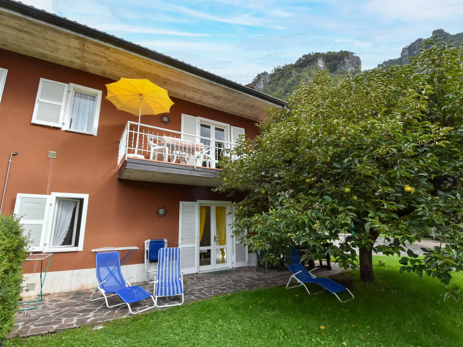 Villa Laura-Draußen