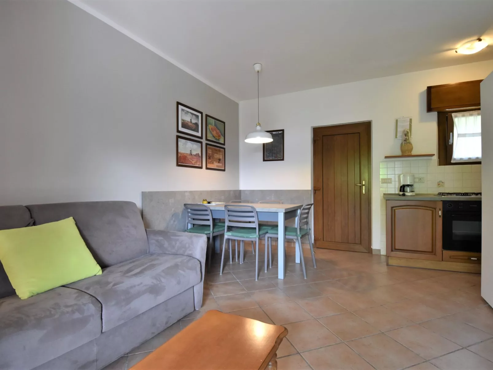 Villa Vesta-Inside