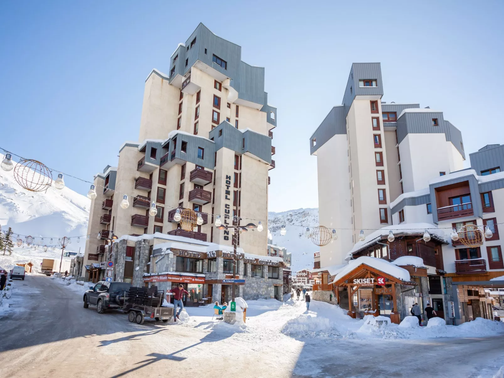 Le Curling A (Val Claret)-Outside