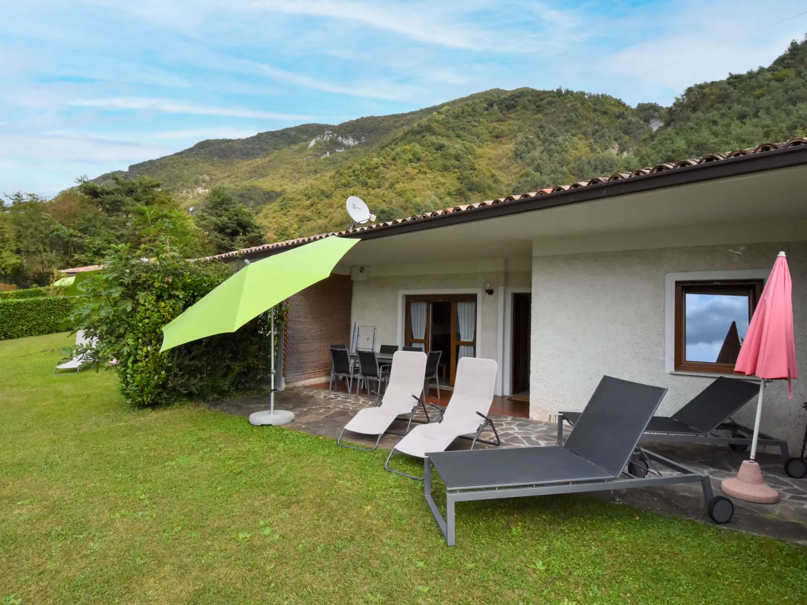 Villa Vesta-Outside