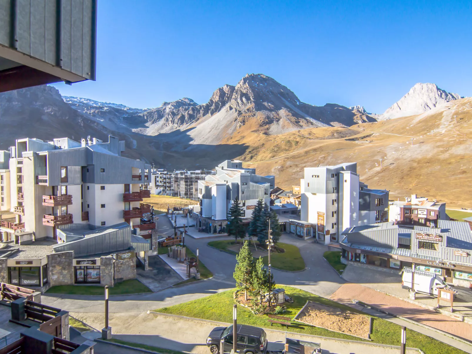 Le Curling A (Val Claret)