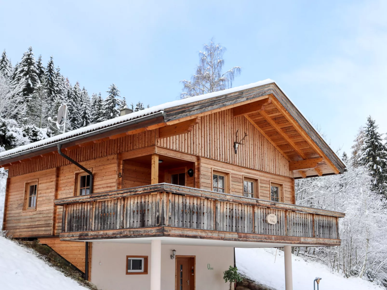 Chalet Venus-Draußen