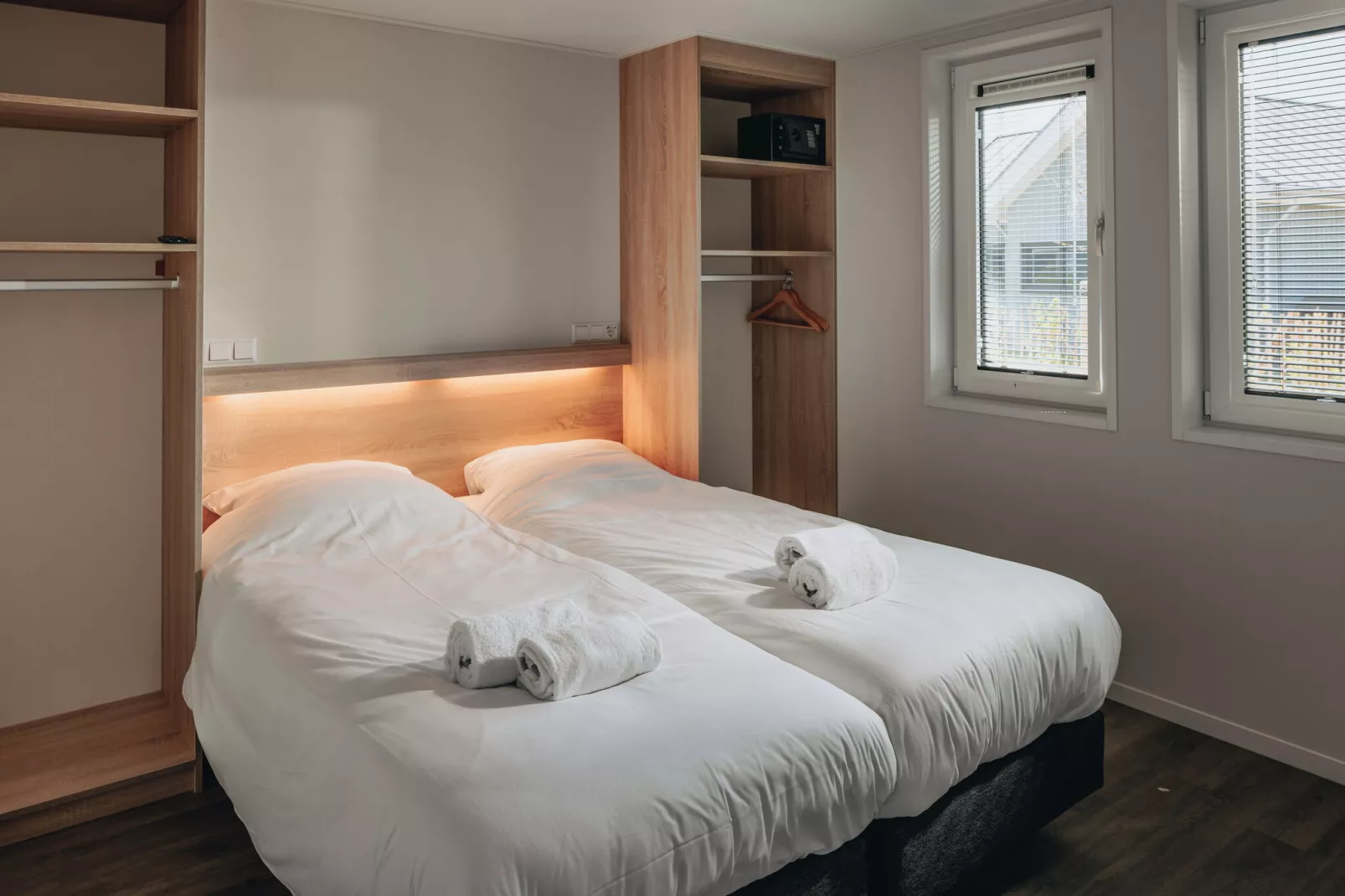 Beach Resort Nieuwvliet-Bad 16-Bedroom