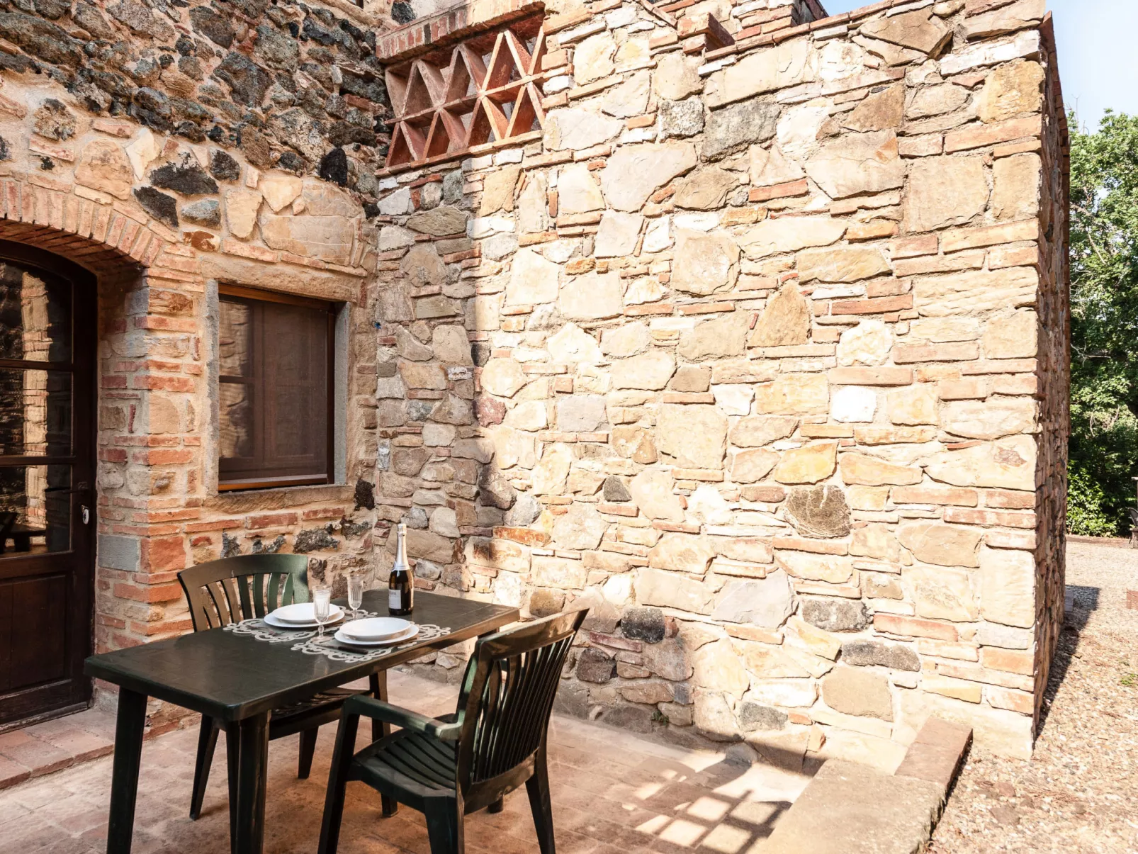 Borgo Cerbaiola-Outside