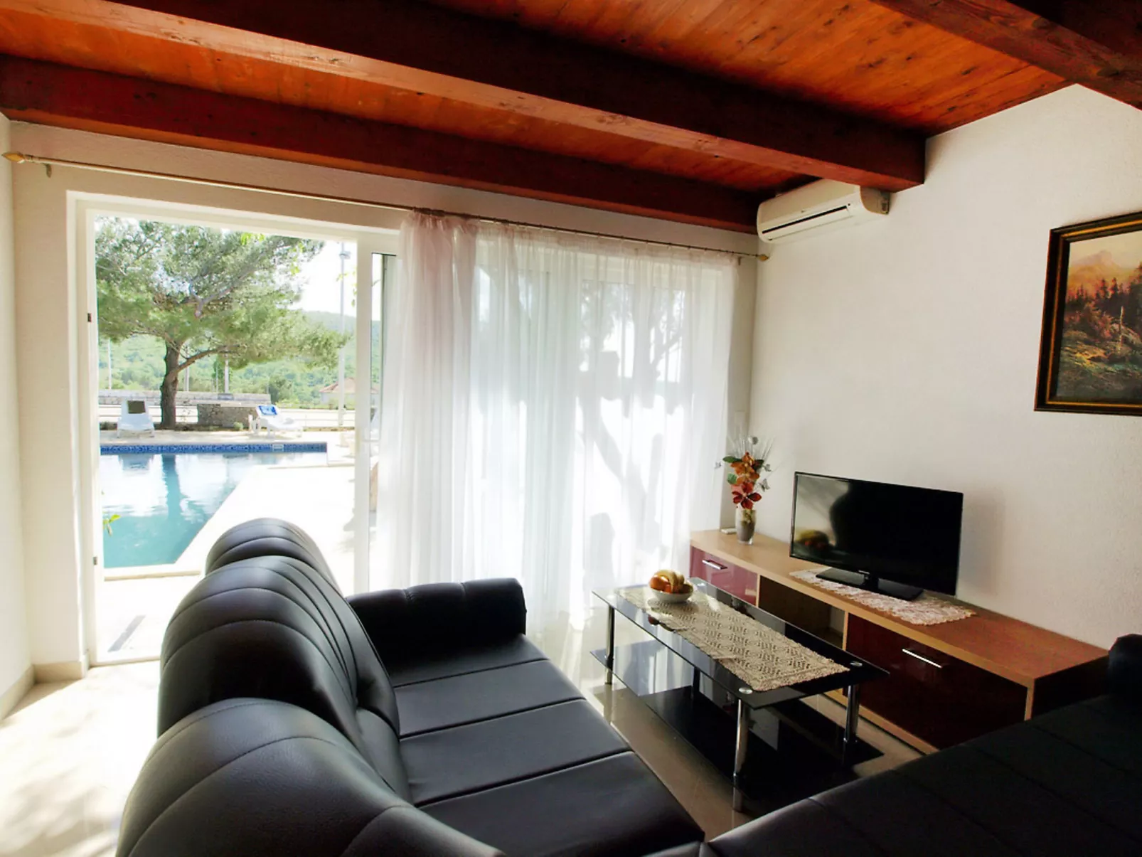 Villa Sandra-Inside