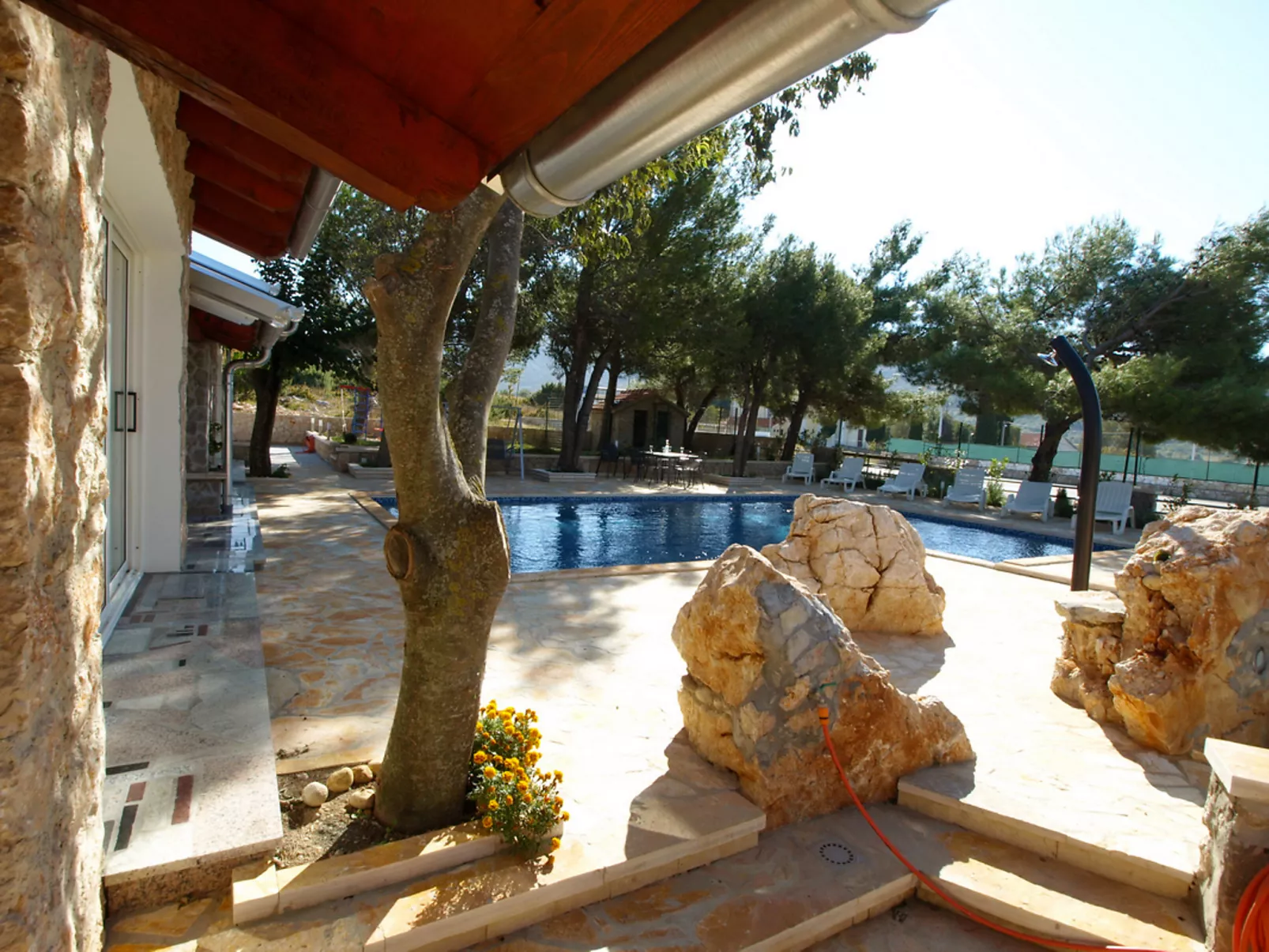 Villa Sandra-Outside