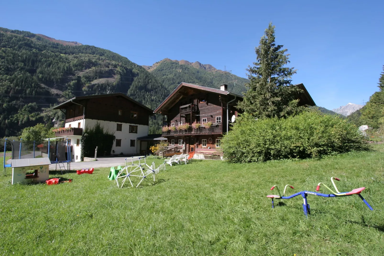 Angerer-Garten Sommer