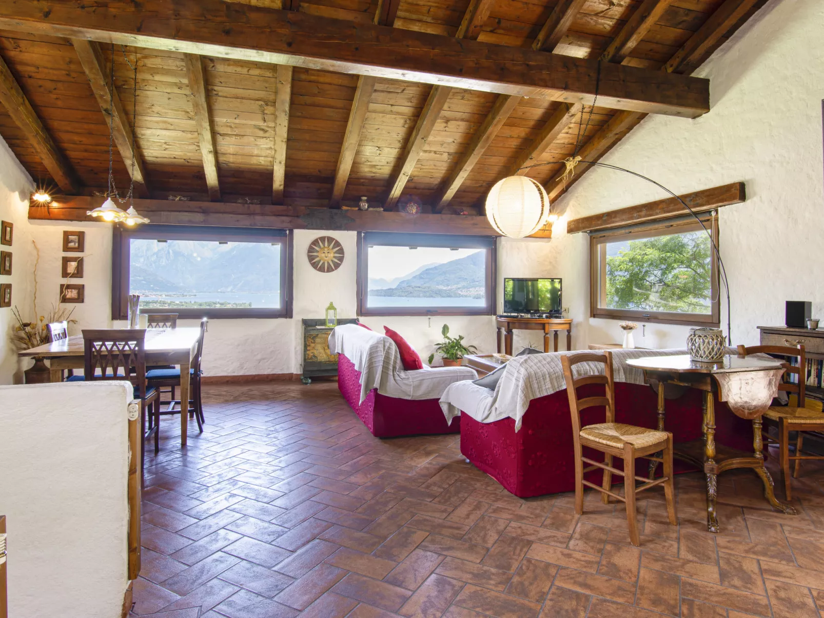 Villa Madda-Inside