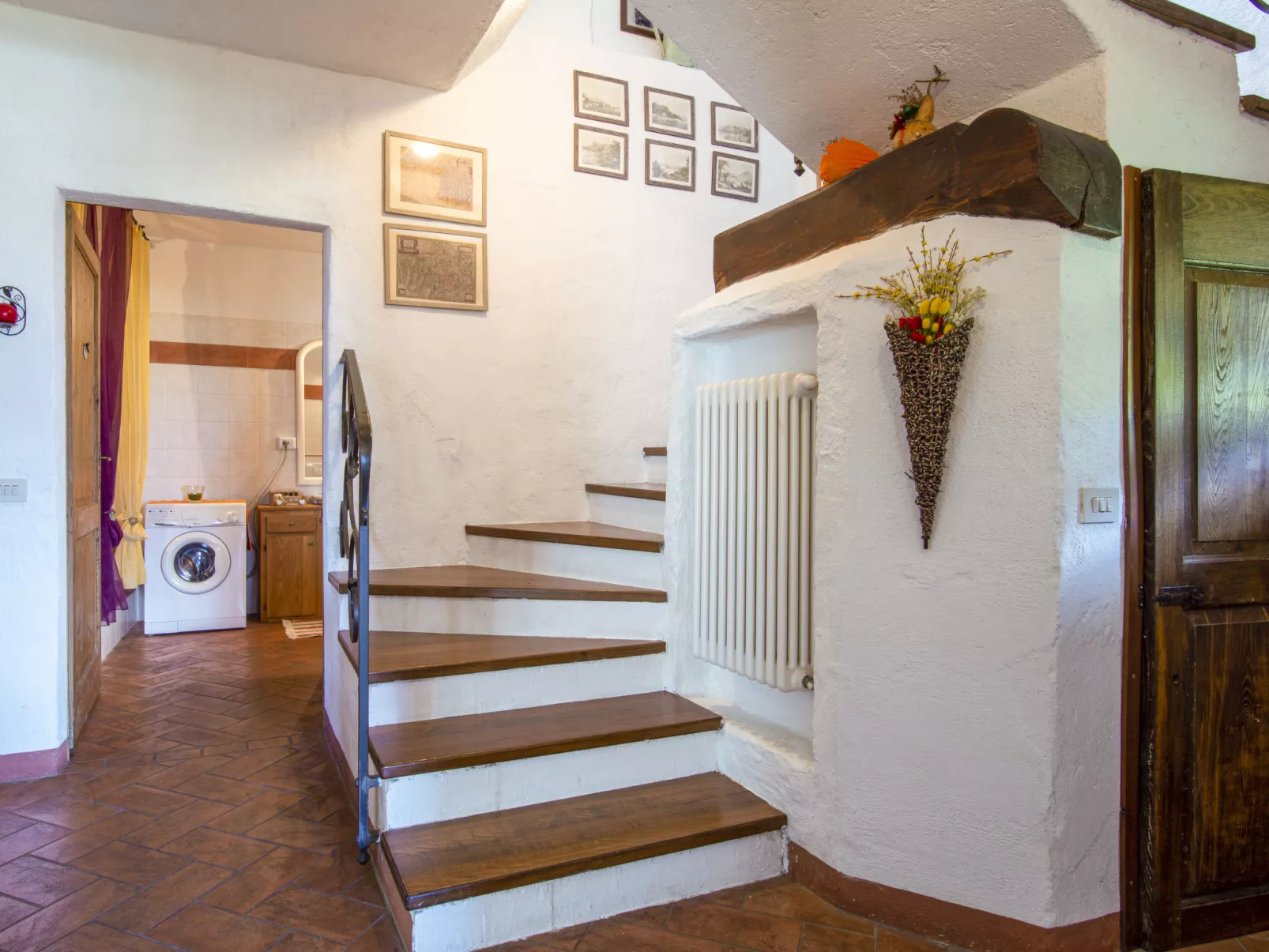Villa Madda-Inside