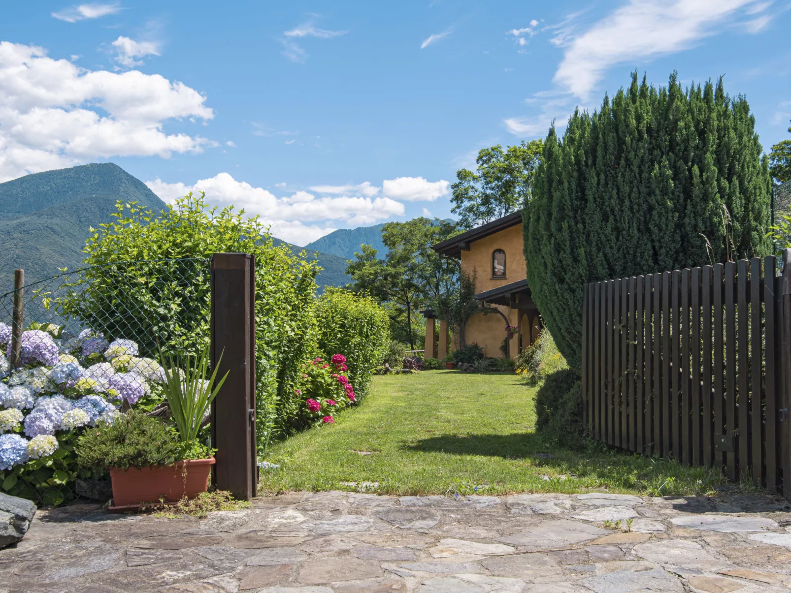 Villa Madda-Outside
