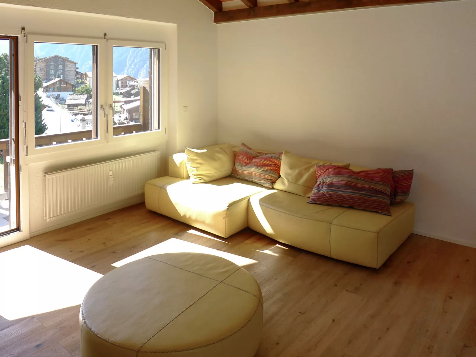 Castello-Inside