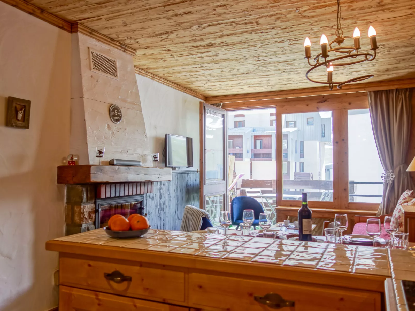 Le Grand Tichot A et B (Val Claret)-Drinnen