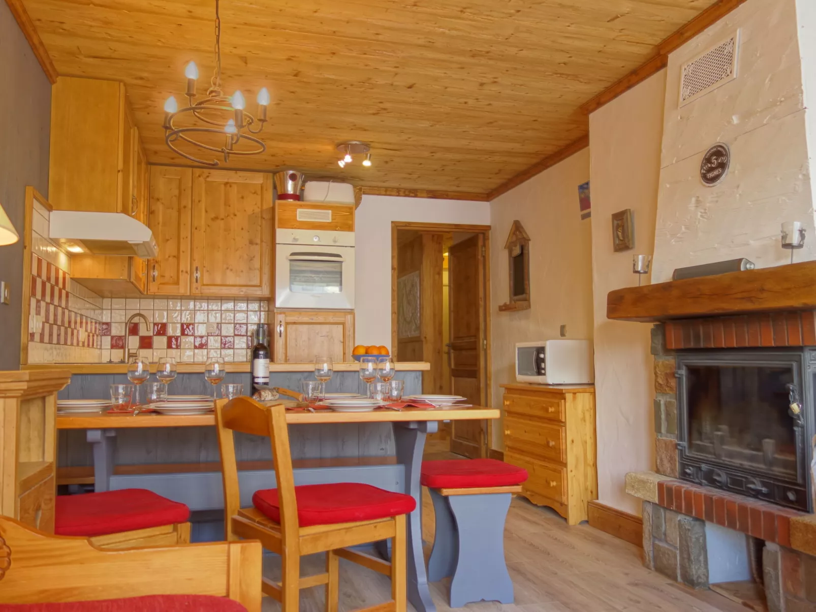 Le Grand Tichot A et B (Val Claret)-Drinnen
