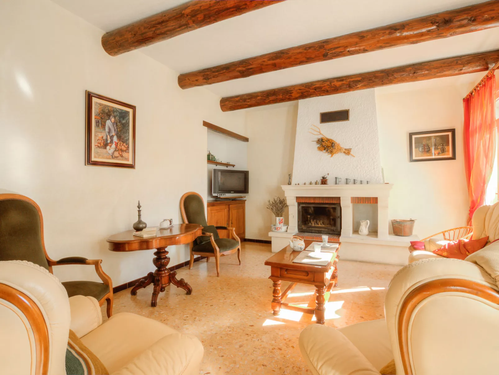 De la Roque-Inside