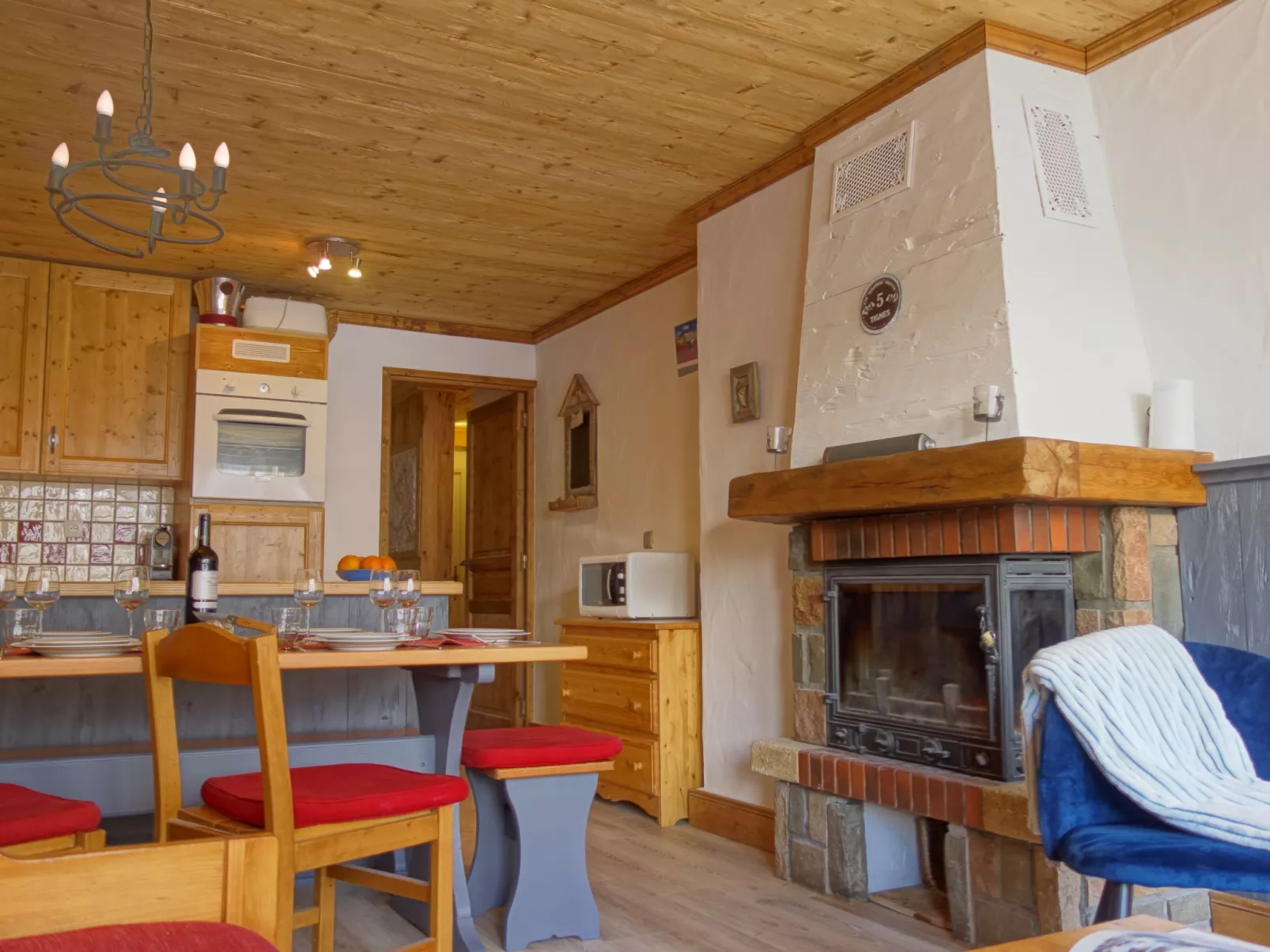Le Grand Tichot A et B (Val Claret)-Drinnen