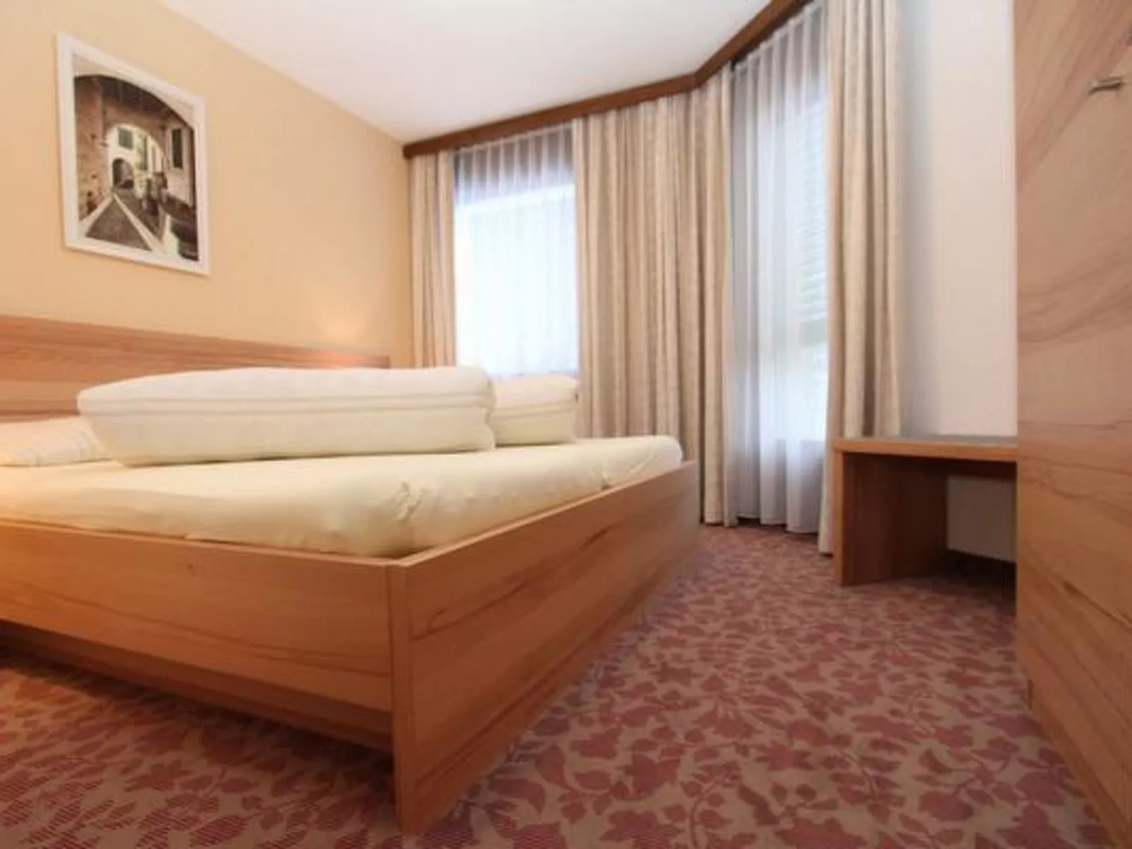 Atlantis Apartments-Inside