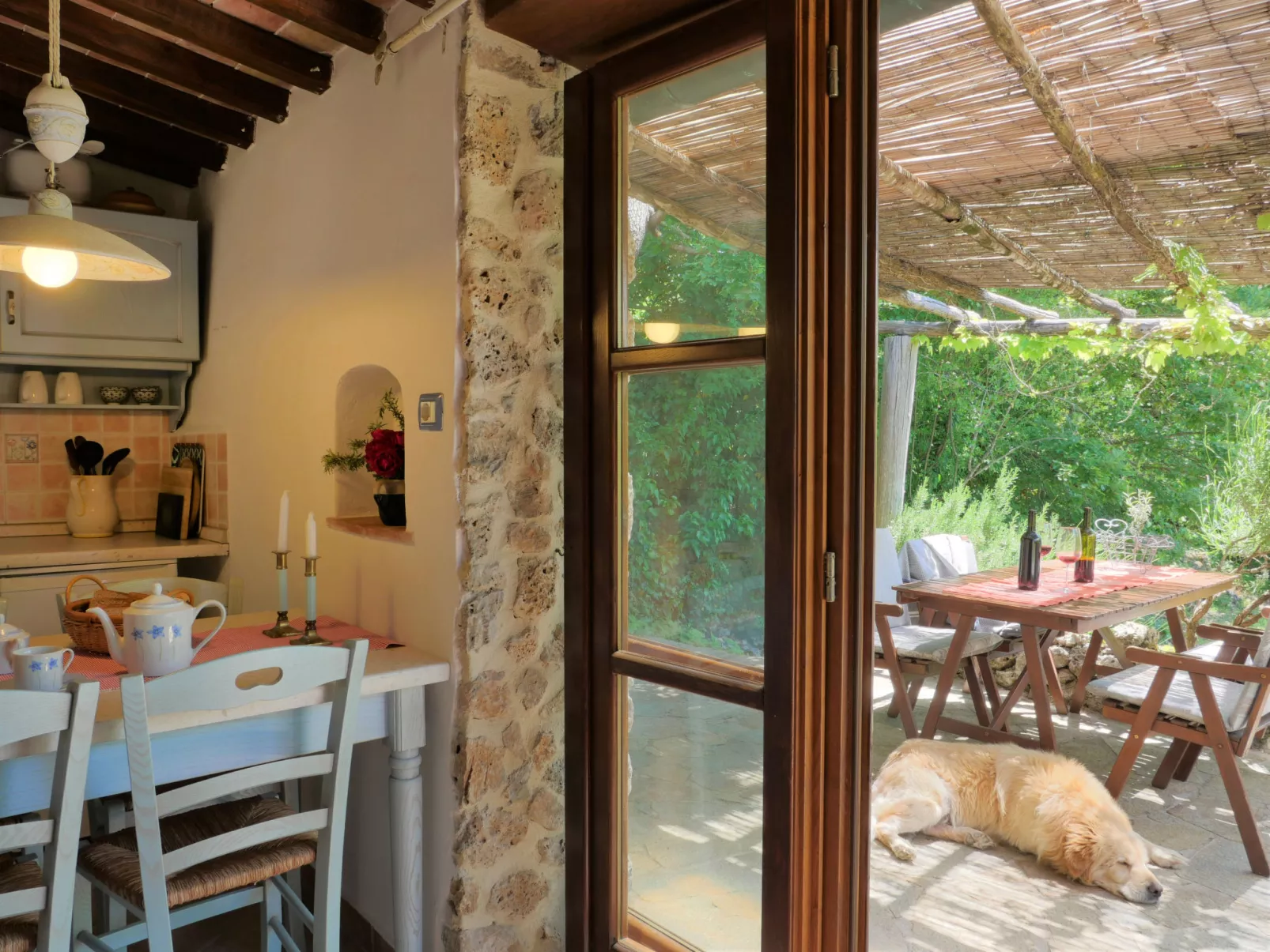 Casa Poesia-Dedans