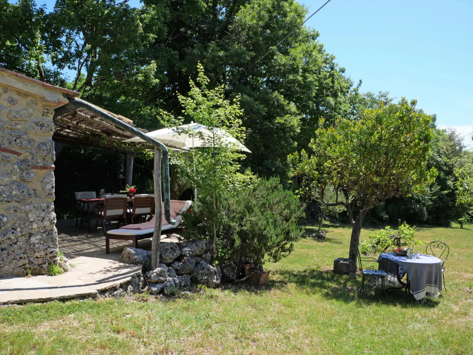 Casa Poesia-Dehors