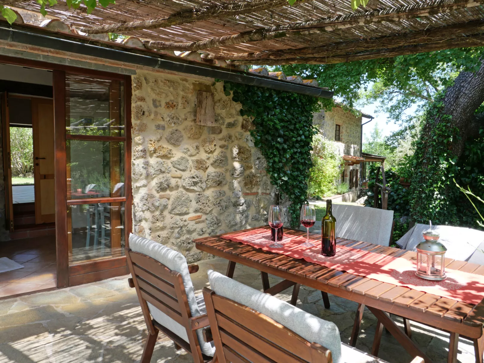Casa Poesia-Dehors