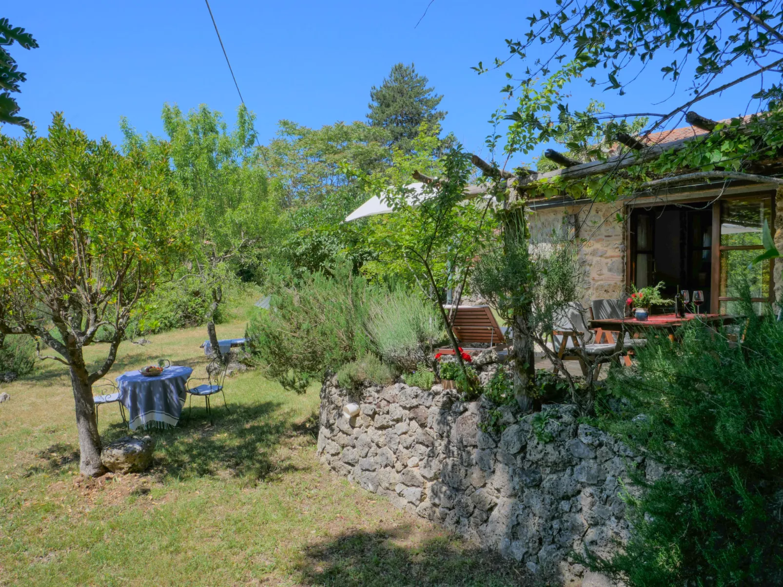 Casa Poesia-Dehors